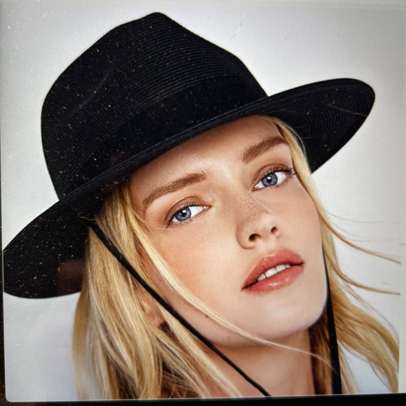 PINEAPPLE STAR BLACK FEDORA - Picture 1 of 6